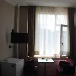 ıkon *